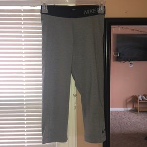 Nike Pro Cropped Leggings